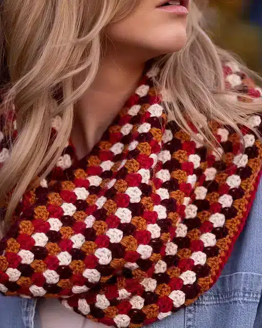 Granny Stitch Cowl Crochet Pattern
